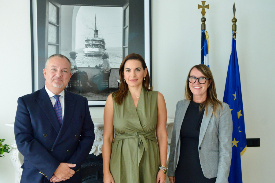 Επίσκεψη πρέσβη και πρόξενου Μεγάλης Βρετανίας στο Υπουργείο Τουρισμού