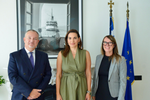 Επίσκεψη πρέσβη και πρόξενου Μεγάλης Βρετανίας στο Υπουργείο Τουρισμού