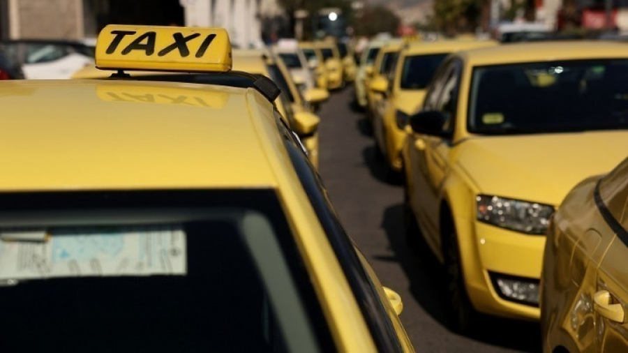 Χωρίς ταξί και σήμερα - Συνεχίζονται οι απεργιακές κινητοποιήσεις