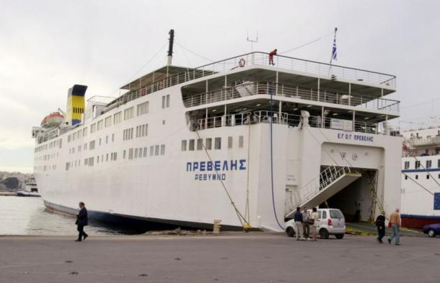 To πλοίο "Πρέβελης" στη άγονη γραμμή της Κασοκαρπαθίας