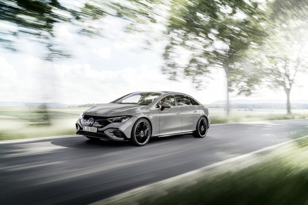 Mercedes - Benz: Στοχεύει να μειώσει τις εκπομπές CO2 κατά περισσότερο από 50% μέχρι το τέλος της δεκαετίας