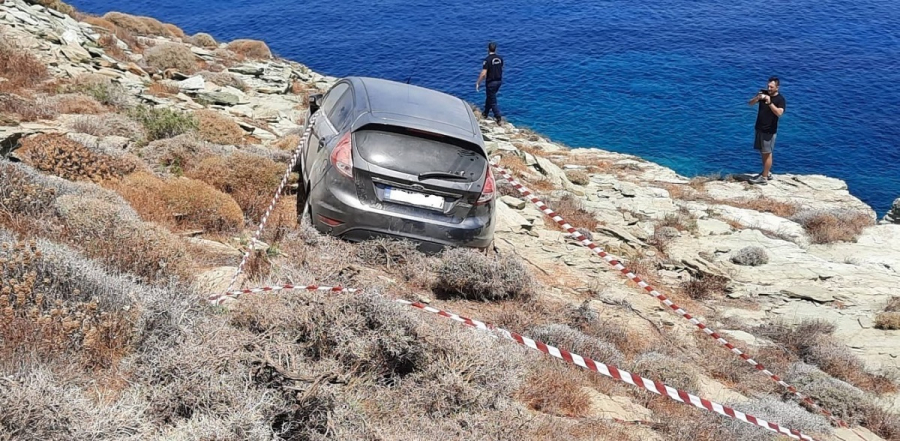 Φολέγανδρος: Έδειρε τη Γαρυφαλλιά, την έσυρε και την πέταξε ζωντανή στη θάλασσα (vid)