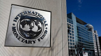 ΔΝΤ για Ελλάδα: Χαμηλότερη ανάπτυξη και μείωση ανταγωνιστικότητας το 2022