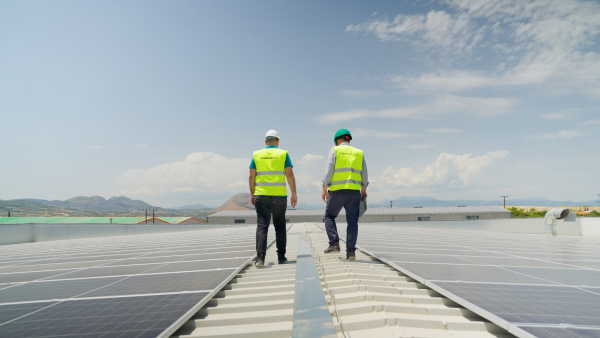 Greenvolt Next: Eπιταχύνει την ενεργειακή μετάβαση πέντε κορυφαίων ελληνικών βιομηχανιών