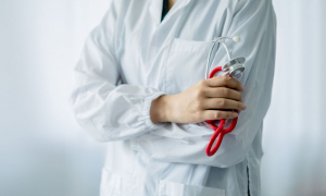 Υπ. Υγείας: Ψηφίστηκε σήμερα το νομοσχέδιο «Γιατρός για Όλους»