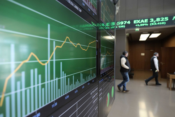 Χρηματιστήριο Αθηνών: Στο τέλος έχασε τις 900 μονάδες