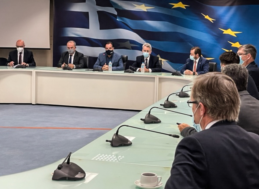 Απόβαση αμερικανικών εταιρειών στα υπουργεία Οικονομικών - Ανάπτυξης