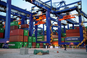 Αύξηση 27,5% στο έλλειμμα εμπορικού ισοζυγίου τον Νοέμβριο του 2022