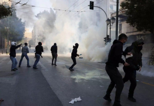Επεισόδια στο κέντρο της Αθήνας - 6 συλλήψεις και 6 προσαγωγές