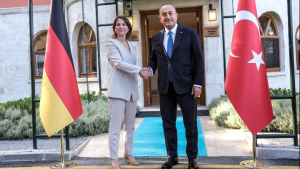 Τσαβούσογλου σε Μπέρμποκ: Η Γερμανία δεν επιδεικνύει αμεροληψία στα ελληνοτουρκικά