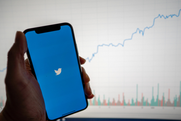 Twitter: Εκδίδει 8ετές ομόλογο με σκοπό την άντληση 1 δις δολαρίων