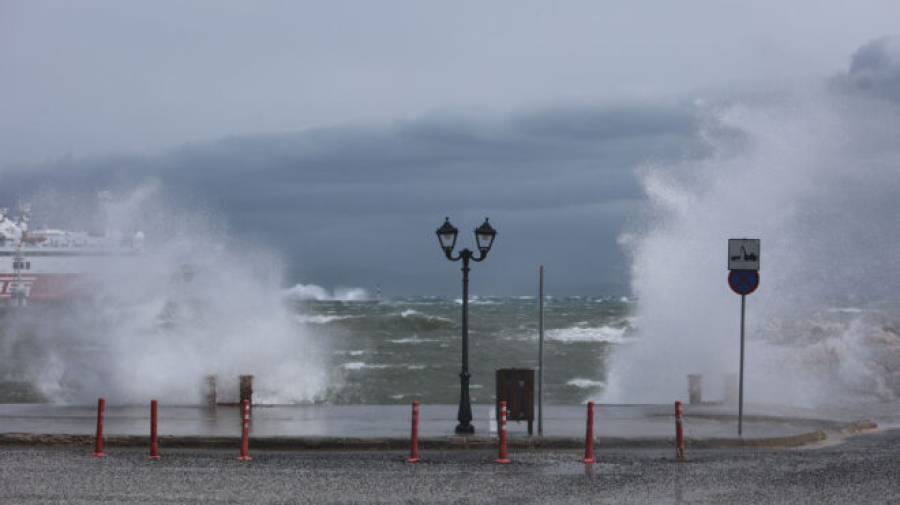 Σε κόκκινο συναγερμό για ισχυρές βροχές και καταιγίδες η Κ.Μακεδονία