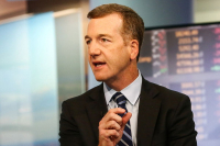 Γουίλσον (Morgan Stanley): Οι εκτιμήσεις παραμένουν ανοδικές επειδή οι εταιρείες δεν έχουν ρίξει λευκή πετσέτα