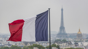 Γαλλία: Αυξήθηκαν οι εκατομμυριούχοι στη χώρα - "Πρόεδρος των πλουσίων" ο Μακρόν, λέει η Αριστερά