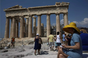 Έρευνα: Ανθεκτικός ο τουρισμός της Αθήνας, σύμφωνα με τους ξενοδόχους