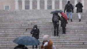 ΓΑΔΑ: Απαιτούνται αντιολισθητικές αλυσίδες ακόμη και στο κέντρο της Αθήνας