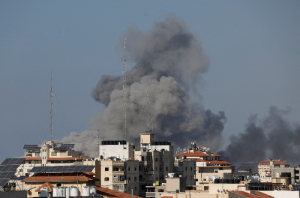ΟΗΕ: Περισσότερα από 1.300 κτίρια έχουν καταστραφεί εντελώς στη Γάζα