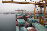 EuroCommerce: Το κόστος των θαλάσσιων μεταφορών πλήττει όσους εξαρτώνται από τις παγκόσμιες αλυσίδες εφοδιασμού