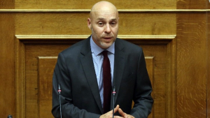 Αμυράς: «Υποχρέωση απέναντι στους πολίτες για προσιτές τιμές στην ενέργεια»