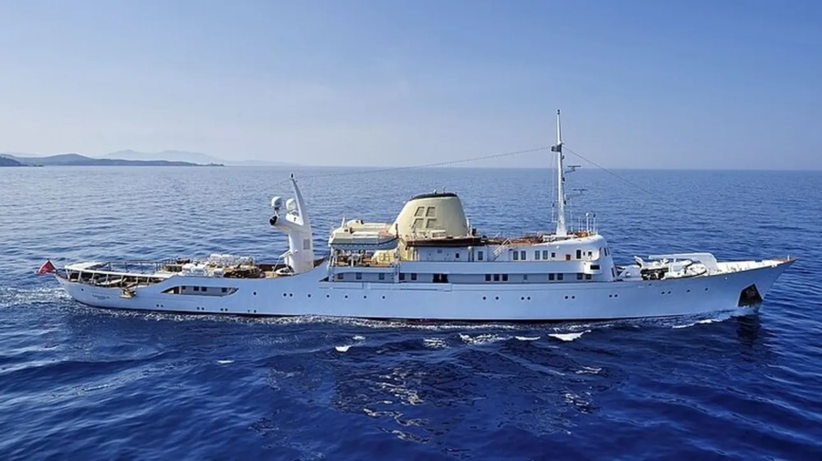 Αριστοτέλης Ωνάσης: Πωλείται η θρυλική θαλαμηγός «Christina O» με τιμή εκκίνησης τα 52 εκατ. ευρώ