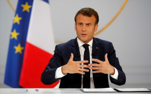 Επίσκεψη Μακρόν στην Αλγερία για την αποκατάσταση των διμερών σχέσεων