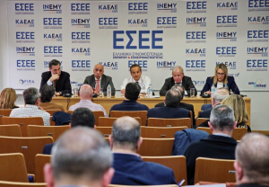 Ενίσχυση της συνεργασίας ΕΒΕΑ - ΕΣΕΕ για τη στήριξη των Εμπορικών Συλλόγων