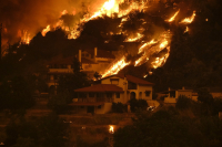 Βιβλική καταστροφή, καίγονται τα πάντα στην Εύβοια