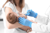 Άνοιξε η πλατφόρμα για τον εμβολιασμό παιδιών από 6 μηνών ως 4 ετών