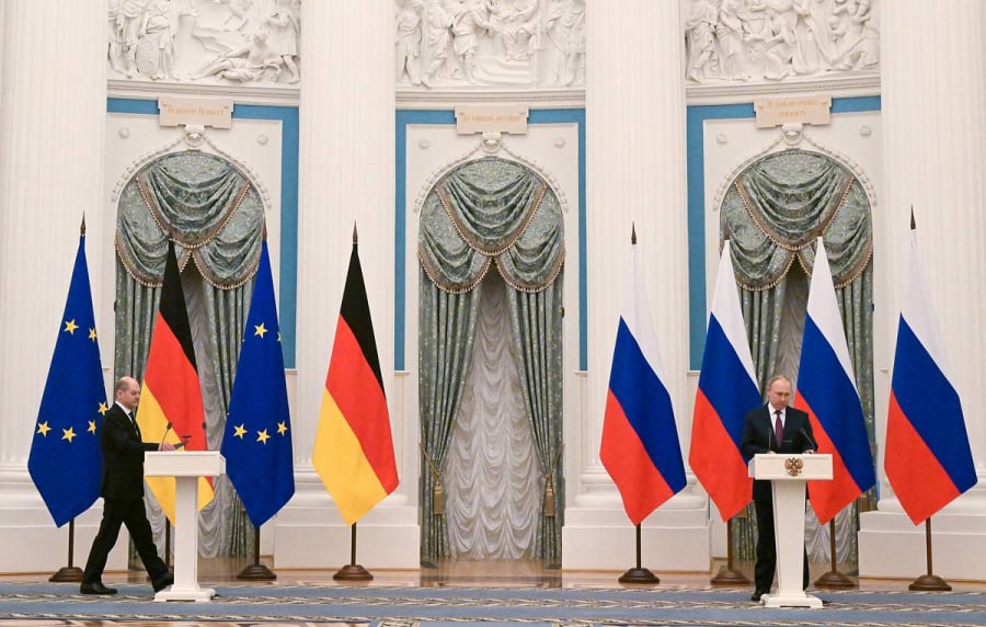 Επικοινωνία Πούτιν με Σολτς και Ντράγκι για τις πληρωμές φυσικού αερίου σε ρούβλια