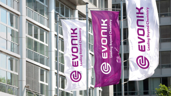 Εvonik: Αναδιάρθρωση στη μεγαλύτερη ευρωπαϊκή χημική βιομηχανία - Περικοπές έως και 7.000 θέσεων εργασίας