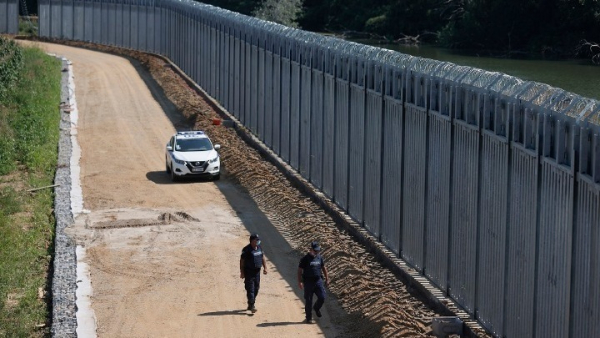 ΚΥΣΕΑ: Αποφασίστηκε επέκταση του φράχτη του Έβρου