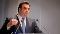 Πιερρακάκης στο France 24: «Χωρίς παραγωγή δεν υπάρχει ευρωπαϊκή ισχύς»