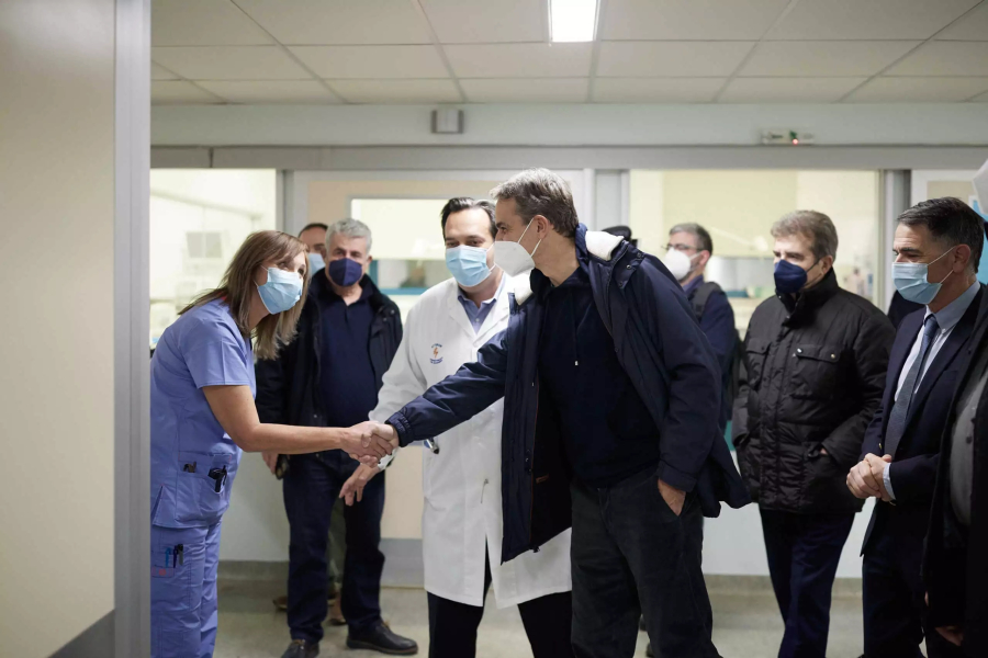 Κ. Μητσοτάκης: Επισκέφθηκε τη Μονάδα Αυξημένης Φροντίδας του νοσοκομείου «Αττικόν»