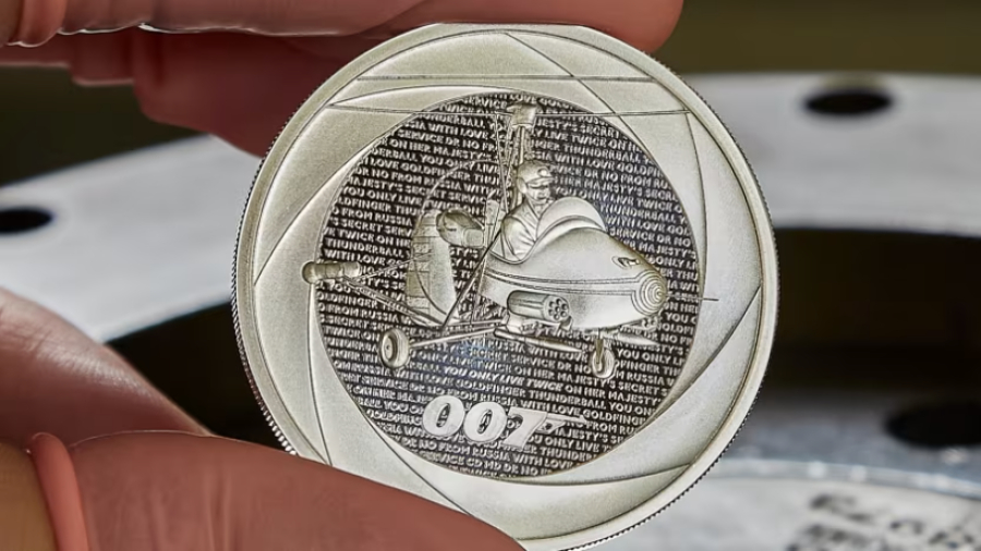 Η Βρετανία κυκλοφορεί νομίσματα με τον Τζέιμς Μποντ