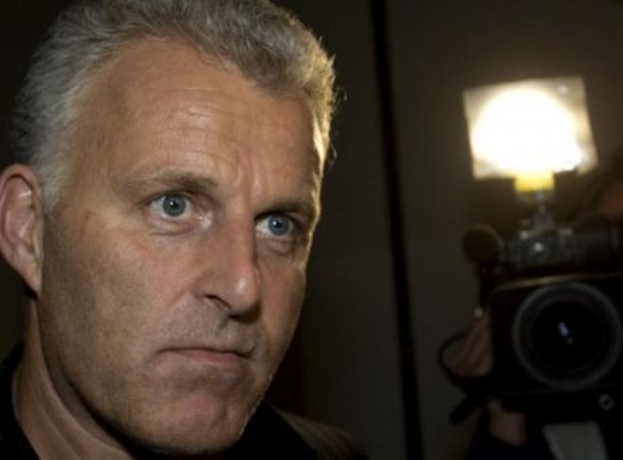 Ολλανδία: Κατέληξε ο δημοσιογράφος Πέτερ Ρ. Ντε Βρις