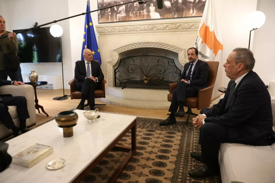 Δένδιας από Λευκωσία: Η Ελλάδα θα βοηθήσει την Κύπρο με όποιον τρόπο μπορεί