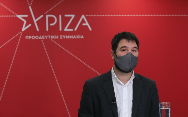 Ηλιόπουλος: Βαρύ χτύπημα για τη δημοκρατία η δολοφονία Καραϊβάζ, εκτεθειμένος ο Χρυσοχοΐδης