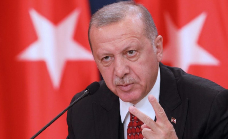 Ερντογάν: Νέο show με την μεγαλύτερη τουρκική σημαία του κόσμου (vid)