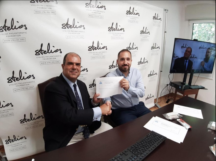 Pakketo.com: Ποια είναι η εταιρεία που μέσα σε δύο χρόνια τριπλασίασε τζίρο και «κέρδισε» τον Στέλιο Χατζηιωάννου