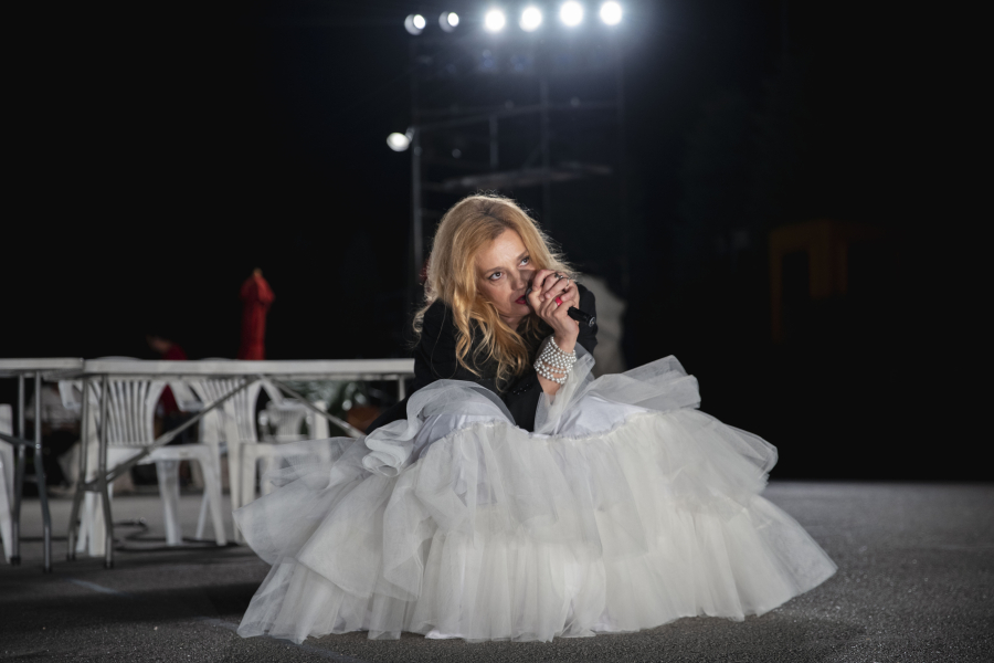 "Σφήκες" του Αριστοφάνη στην Επίδαυρο δια... χειρός Λένας Κιτσοπούλου