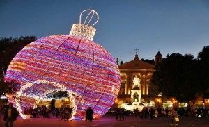 ΣΕΛΠΕ: Το ωράριο των καταστημάτων την εορταστική περίοδο πριν τα Χριστούγεννα