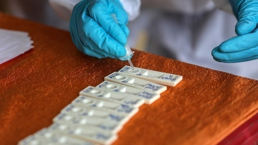 Κορονοϊός: Οι επαναλοιμώξεις μέσα σε μερικούς μόνο μήνες τείνουν να γίνουν ρουτίνα