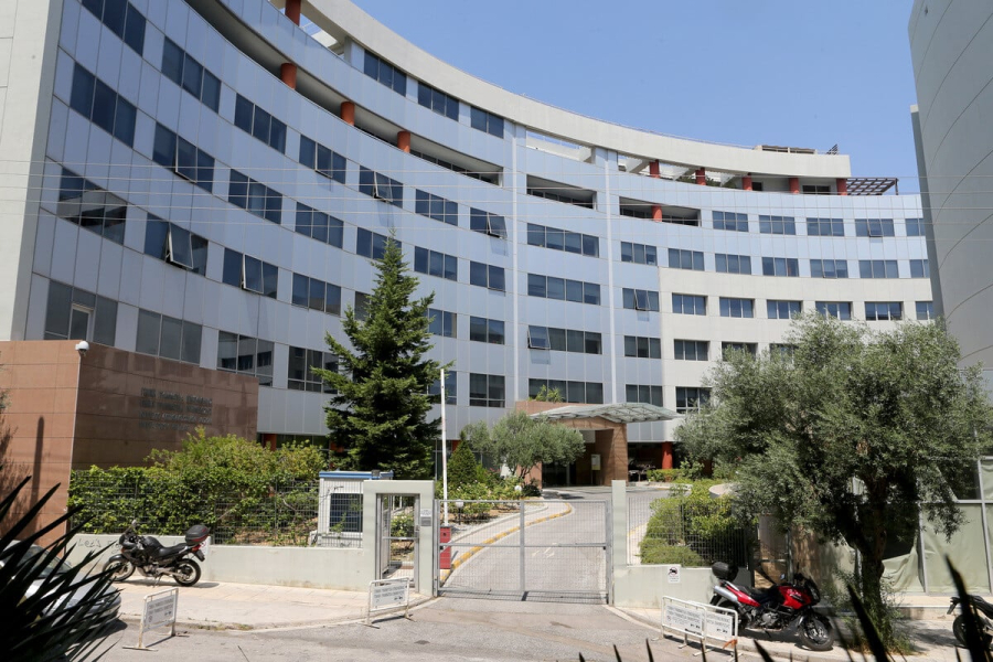 Λεφτά υπάρχουν…