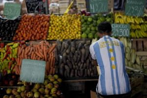 Αργεντινή: Αγγίζει το 143% ο πληθωρισμός, στους υψηλότερους σε όλον τον κόσμο