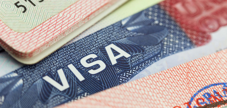 Διαδικτυακή πλατφόρμα βίζας: Ψηφιοποίηση των θεωρήσεων εισόδου για τη διευκόλυνση των ταξιδιών στην ΕΕ