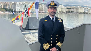 «Κίμων»: Η νέα εποχή του Πολεμικού Ναυτικού μέσα από τα μάτια του κυβερνήτη του