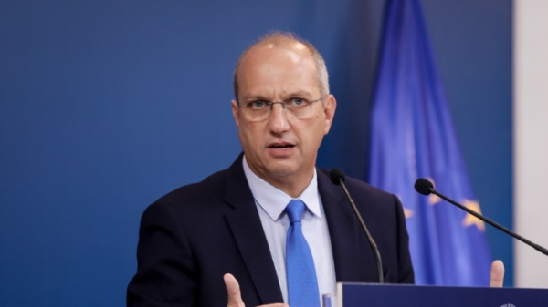 Οικονόμου: Οι νέες ταυτότητες ενισχύουν την ασφάλεια των πολιτών