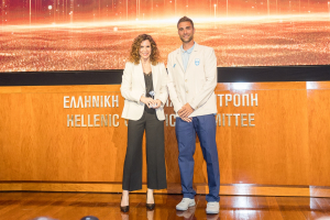 AVIN: Βραβεύτηκε για τη συμβολή της στην αθλητική διαδρομή του Στέφανου Ντούσκου