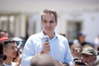 Στον Ασπρόπυργο ο Κ. Μητσοτάκης - Επισκέφθηκε το νέο Γυμνάσιο της πόλης