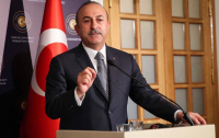 Ο Τσαβούσογλου ζητά επίσημα η Τουρκία να αναγράφεται «Türkiye» και όχι «Turkey»